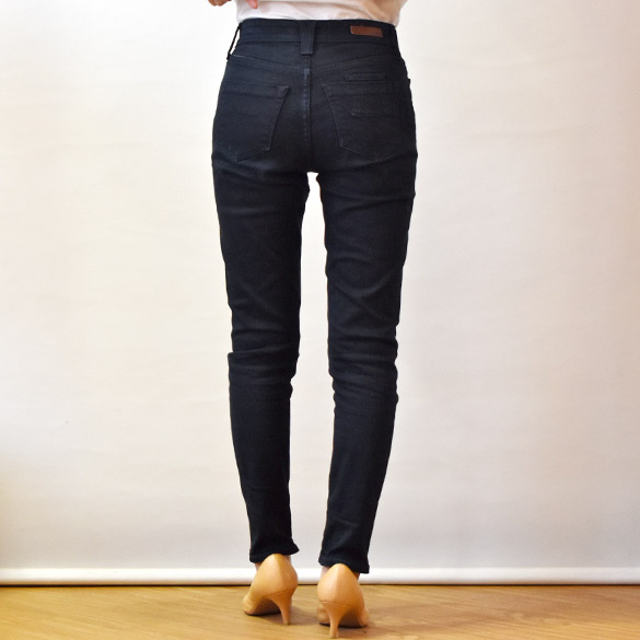 楽天市場】YANUK ヤヌーク スリムテーパードRUTH ブラックBLK(yn025