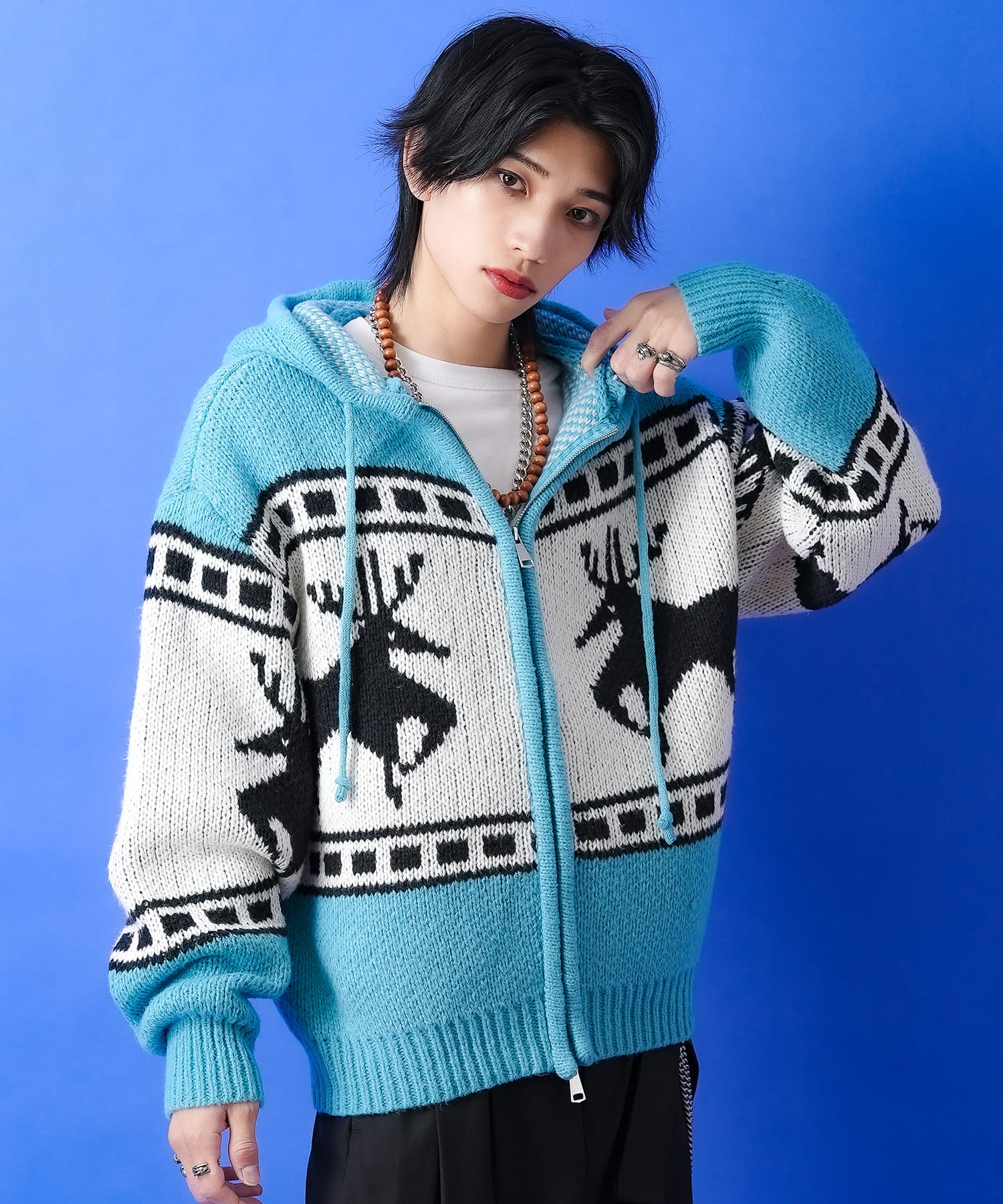 MARK LONA フード付きセーター 青 MARK LONA フード付きセーター 青