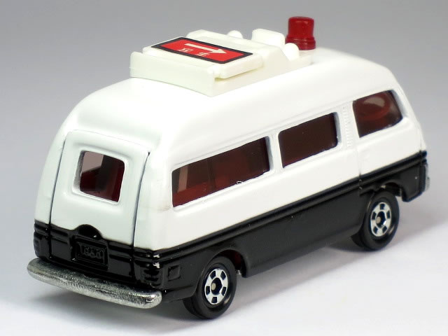 楽天市場】【単品】トミカ 日産 キャラバン パトロールカー (クリア