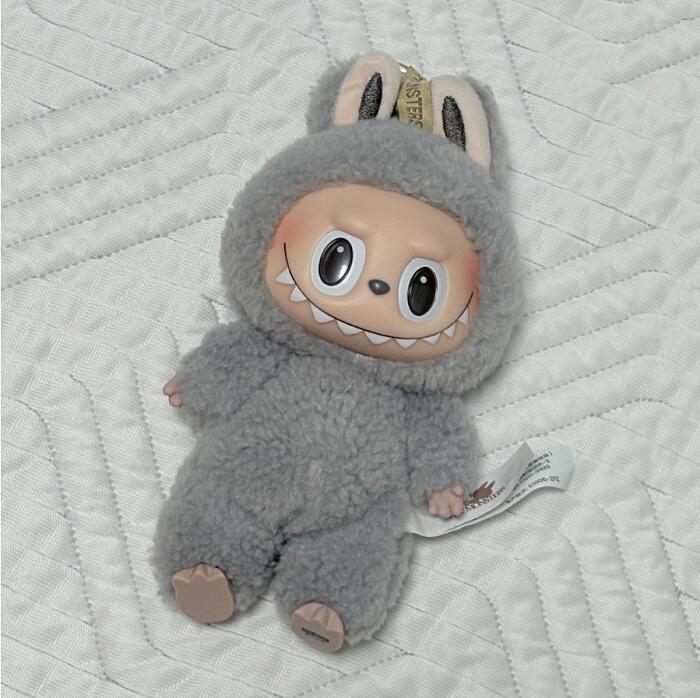 楽天市場】【◇正規品◇】Pop Mart Labubu The Monsters -Tasty