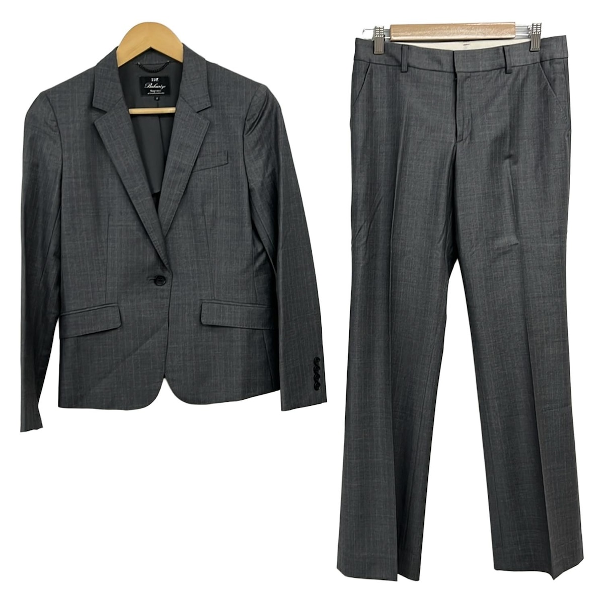新品タグ付き！23区 パンツスーツセットアップ L グレージュ 美