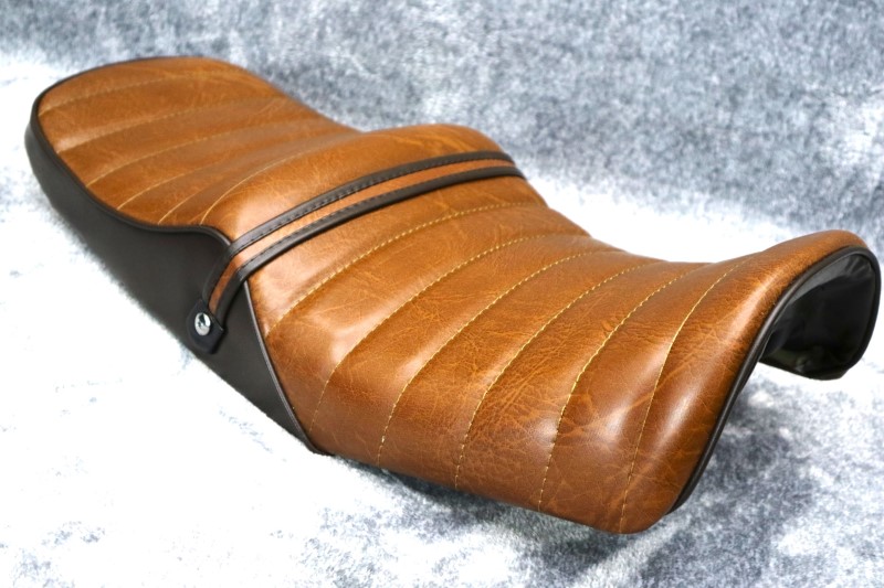 楽天市場】XJR400 前期 茶ツートン タックロールシート/ 4HM