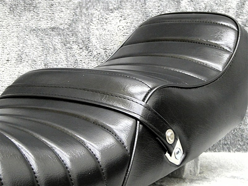 楽天市場】ホーク3 黒皮 タックロールシート/ブラック 黒 CB250N