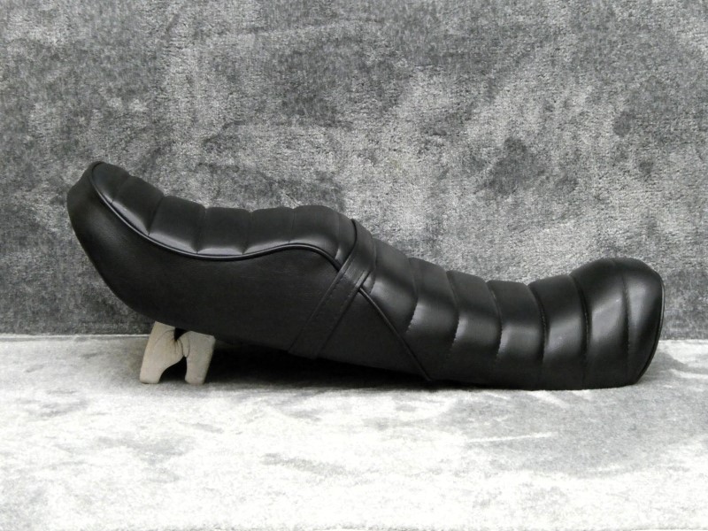 楽天市場】ジェイド250 黒皮 タックロールシート : カスタムパーツ DJ