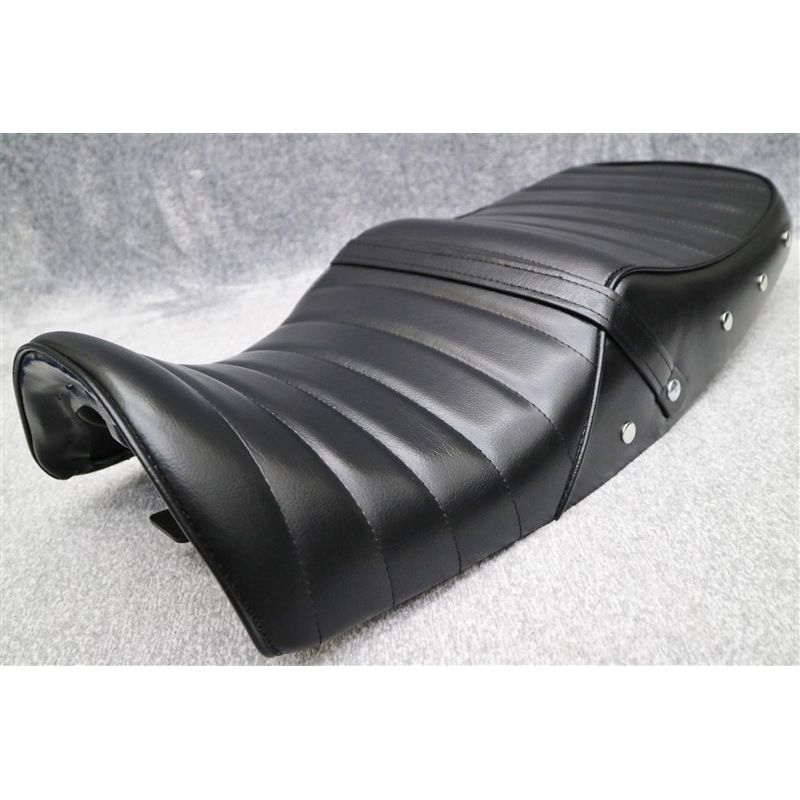 楽天市場】タックロール シート 黒 皮 鋲 打ち XJR1200