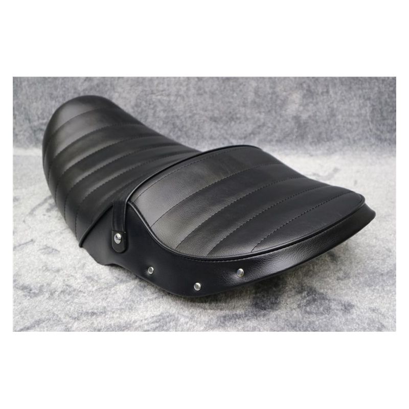 楽天市場】インパルス 前期 タックロール シート 黒 皮 鋲 打ち