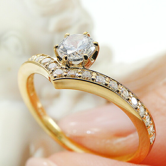 楽天市場】K18YG ダイヤモンド V字 中石 0.3ct リング【0.55ct】【送料