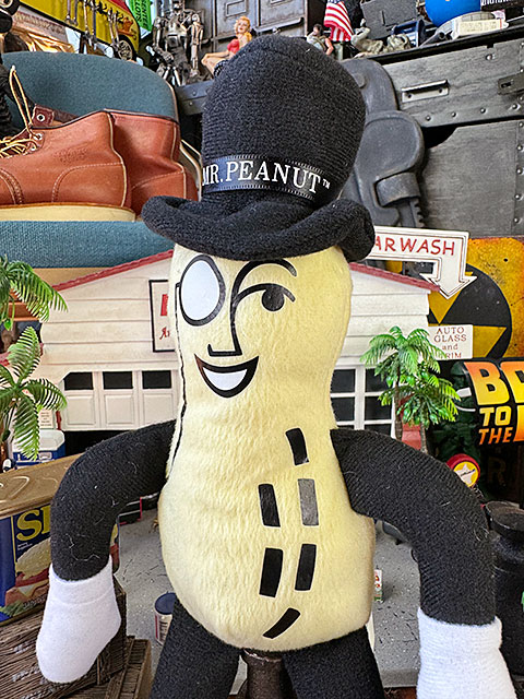 楽天市場】ミスターピーナッツ ぬいぐるみ プラッシュドール