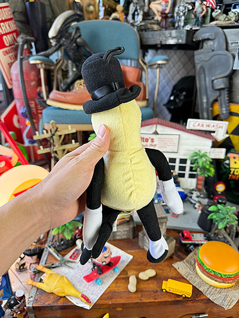 楽天市場】ミスターピーナッツ ぬいぐるみ プラッシュドール