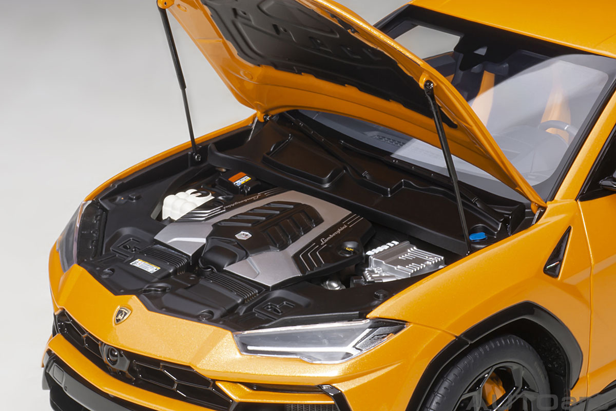 楽天市場】AUTOart オートアート 1/18 ミニカー コンポジットダイ