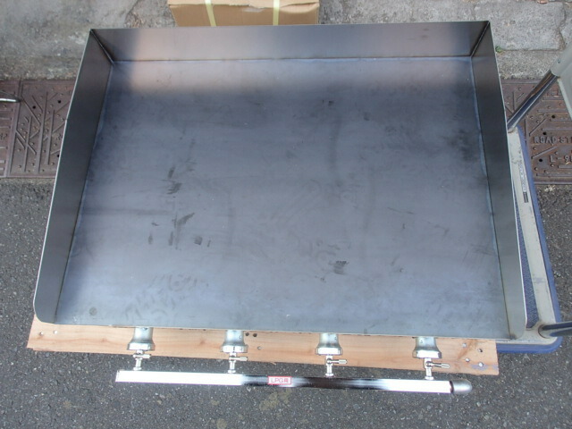 楽天市場】鉄板焼き ガス式 LPG用 OGS-4-750 4方カコイ鉄板焼き器間口