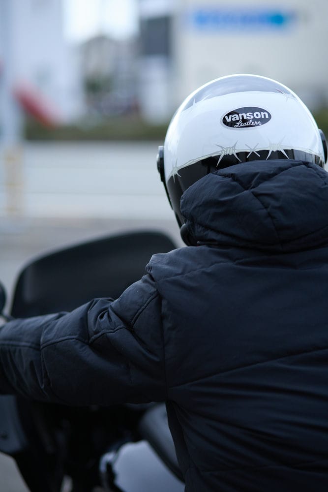 楽天市場】フルフェイスへルメット バイク VANSON コラボ ホワイト S