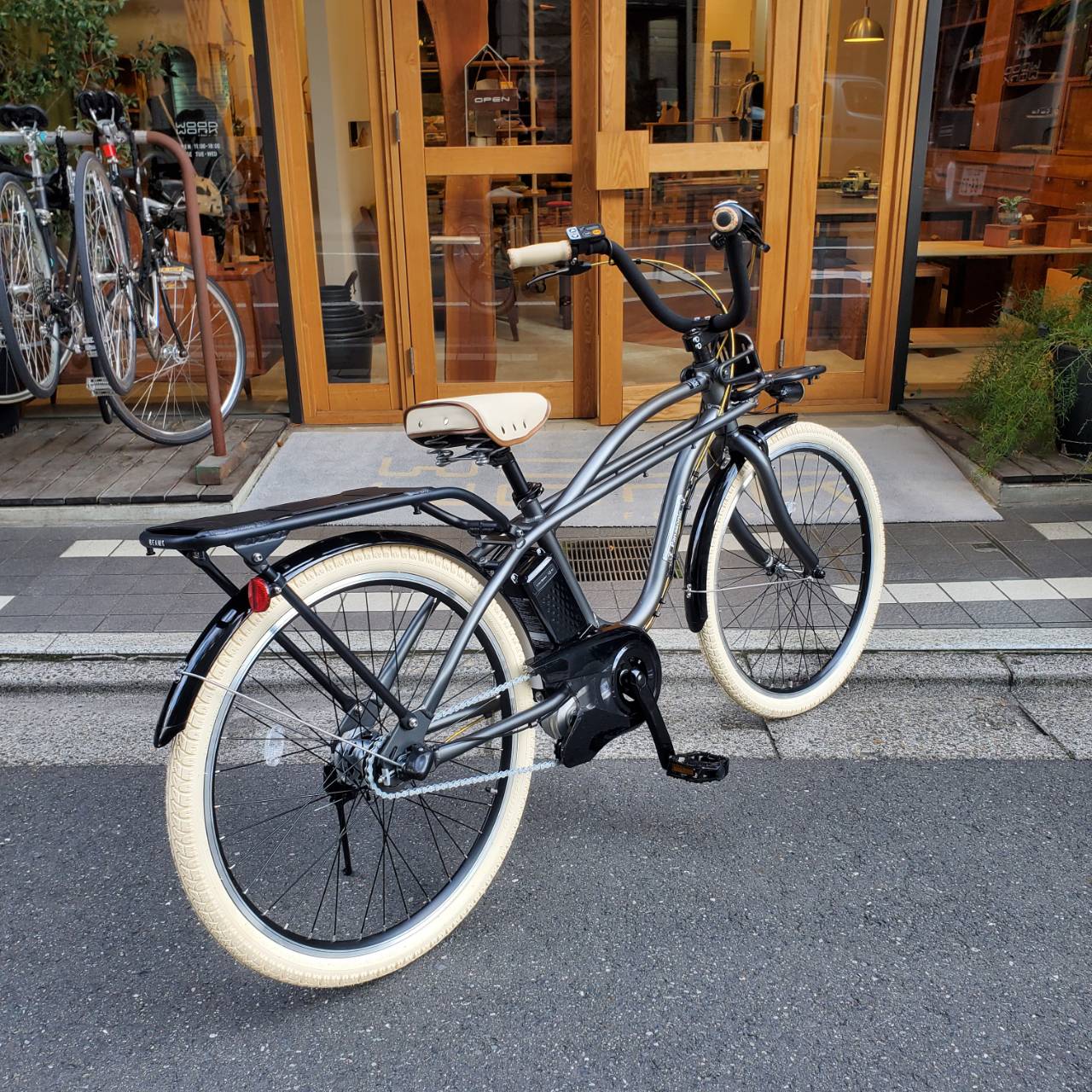 楽天市場】【厳選カスタム】【BEAMSとのコラボバイク】BP02カスタム