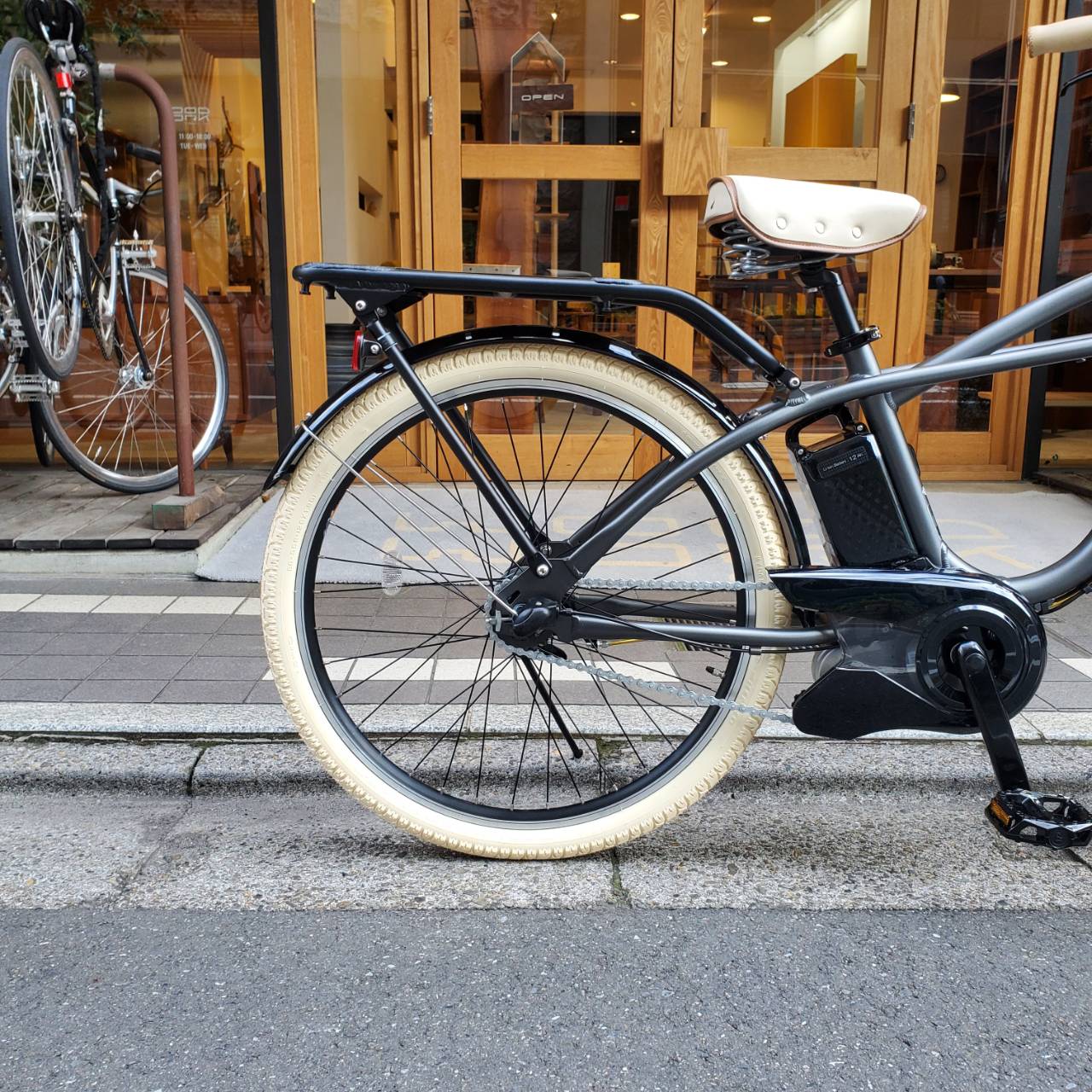 楽天市場】【厳選カスタム】【BEAMSとのコラボバイク】BP02カスタム