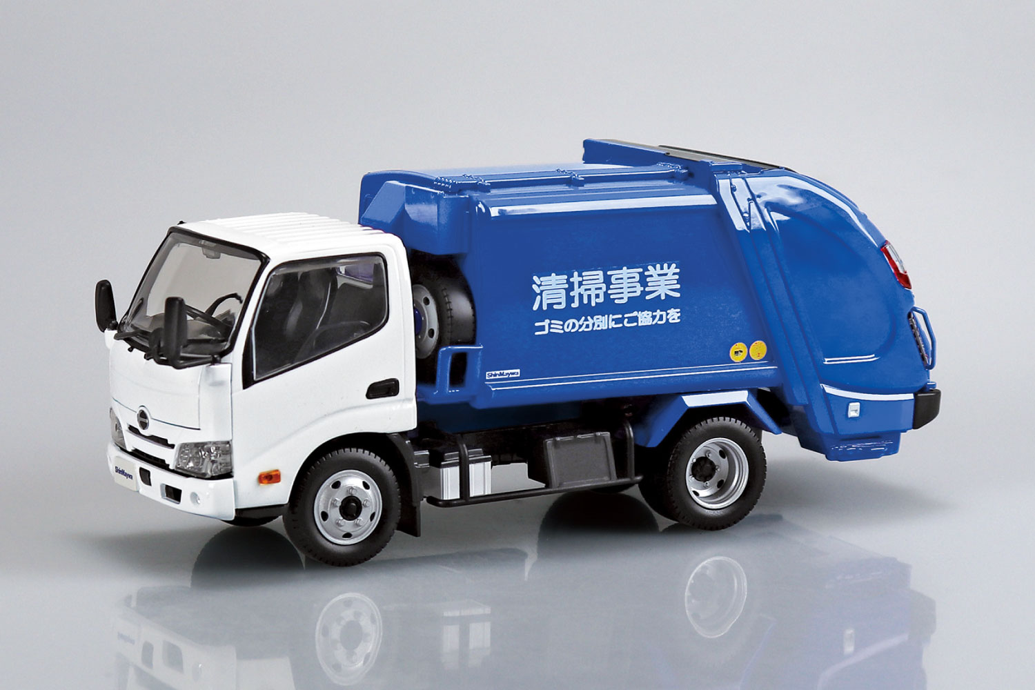 楽天市場】アオシマ 1／32（プラモデル・模型｜ホビー）の通販