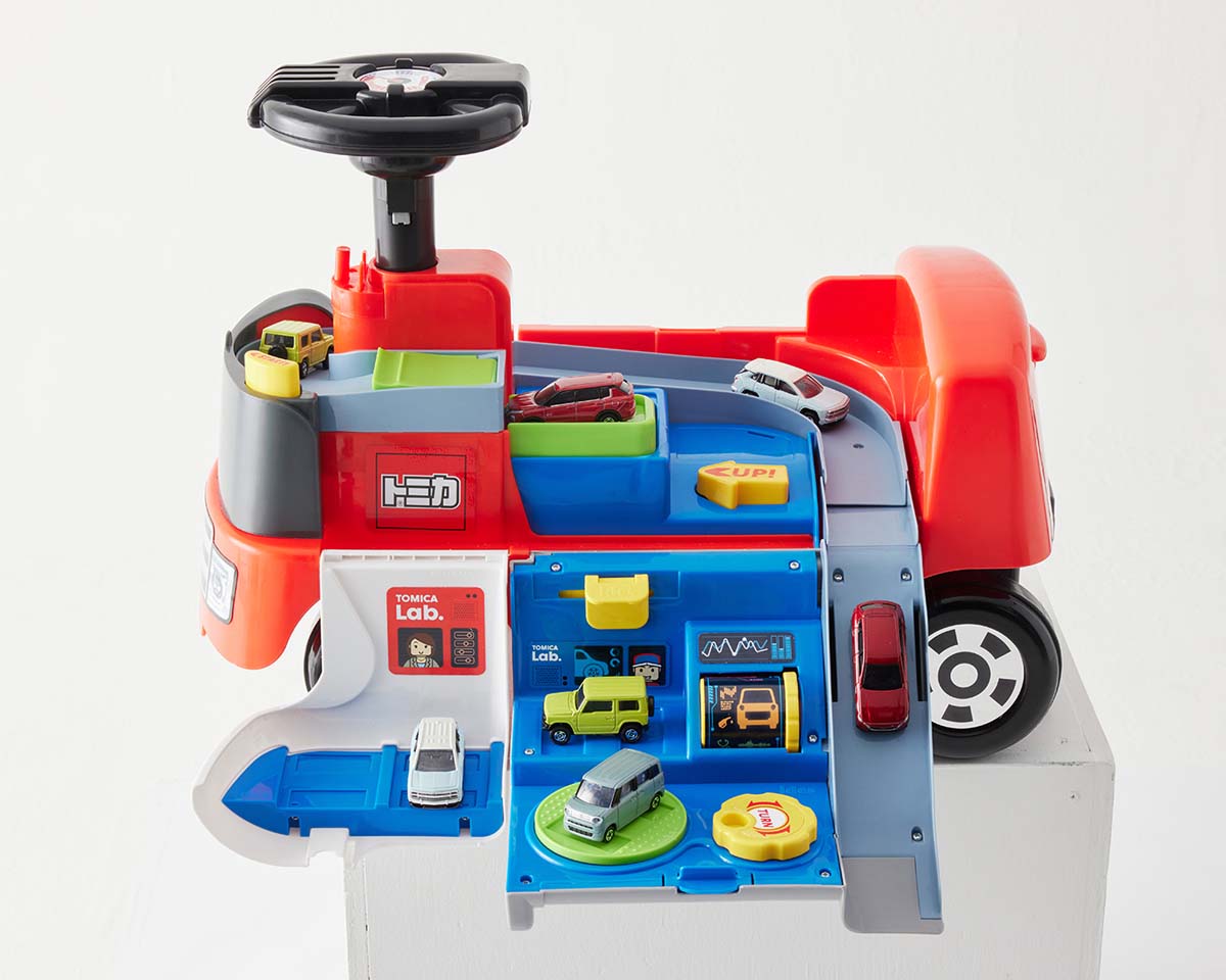 アイデス トミカ 変形ドライブピット (のりものおもちゃ) 価格比較