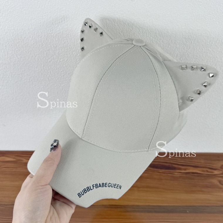 楽天市場】スタッズ付 可愛くてお洒落なねこ耳キャップ 深く被れる