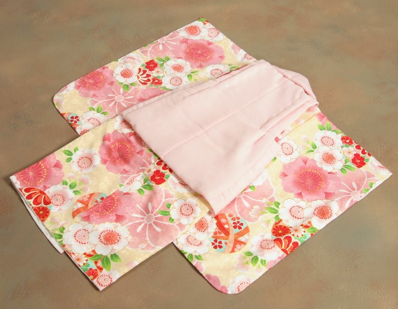 楽天市場】七五三 着物 3歳 女の子 被布セット 京都花ひめ 黄色地着物