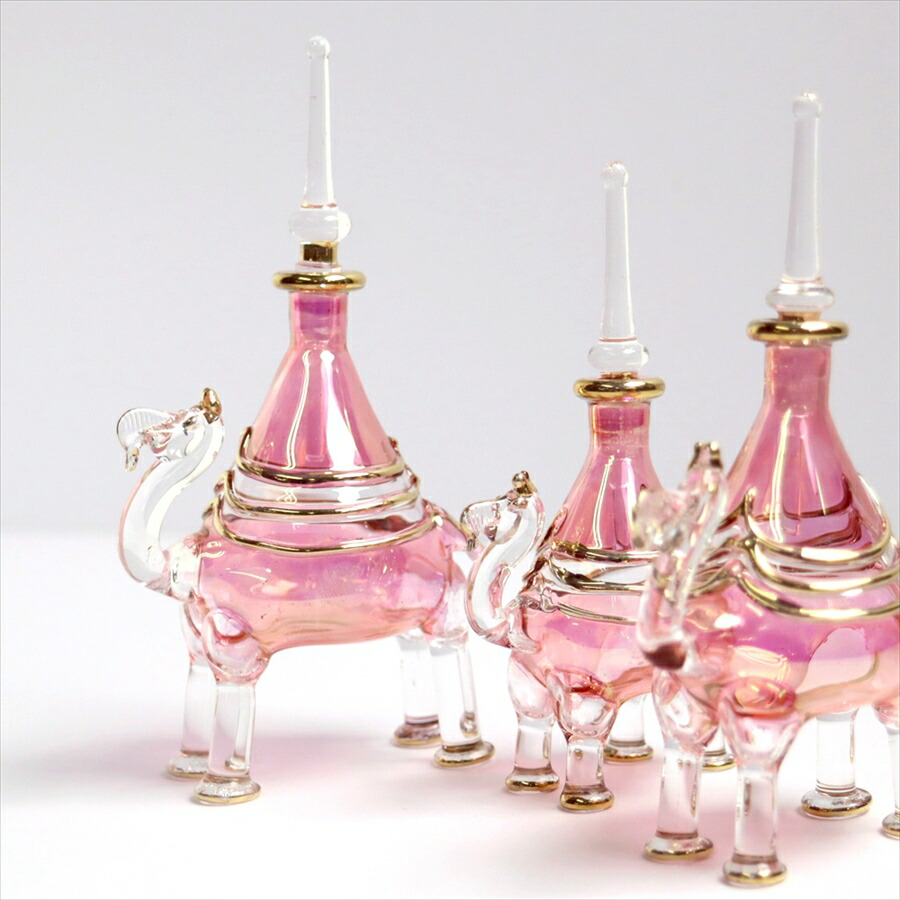 楽天市場】エジプト香水瓶・手吹きガラスの工芸品/ラクダ3頭セット