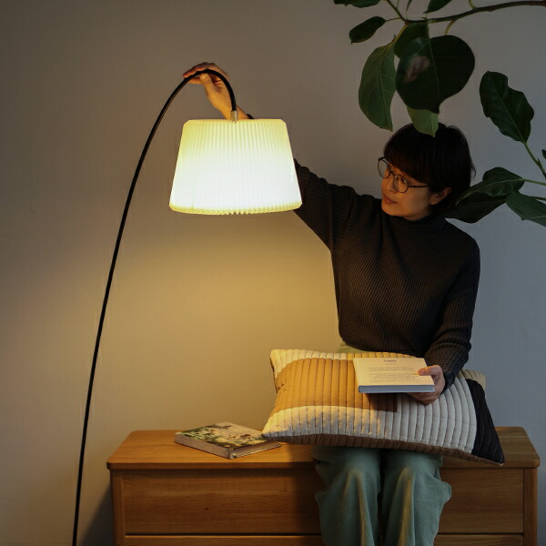 楽天市場】【お取り寄せ】LE KLINT (レ・クリント) フロアランプ