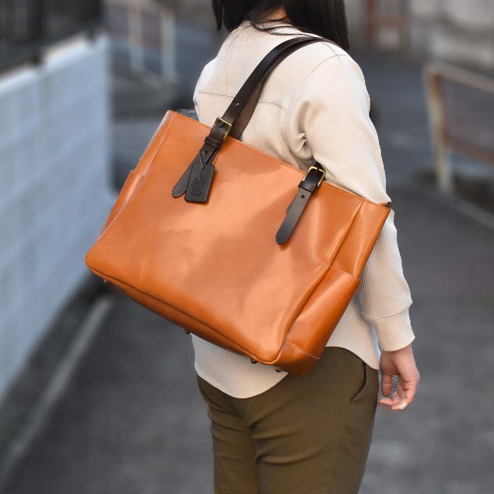 楽天市場】【Rカードでポイント13倍 | 2/25限定】 トートバッグ 本革