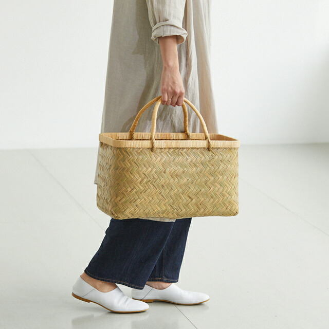 楽天市場】特選 青竹市場かご(籐取手/中サイズ)(約)幅41×マチ21×本体高