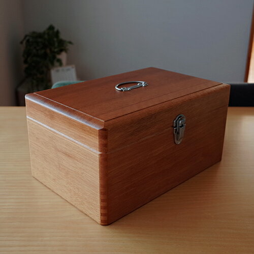 楽天市場】ツガの救急箱 Lサイズ 倉敷意匠【薬箱 木箱 収納ボックス