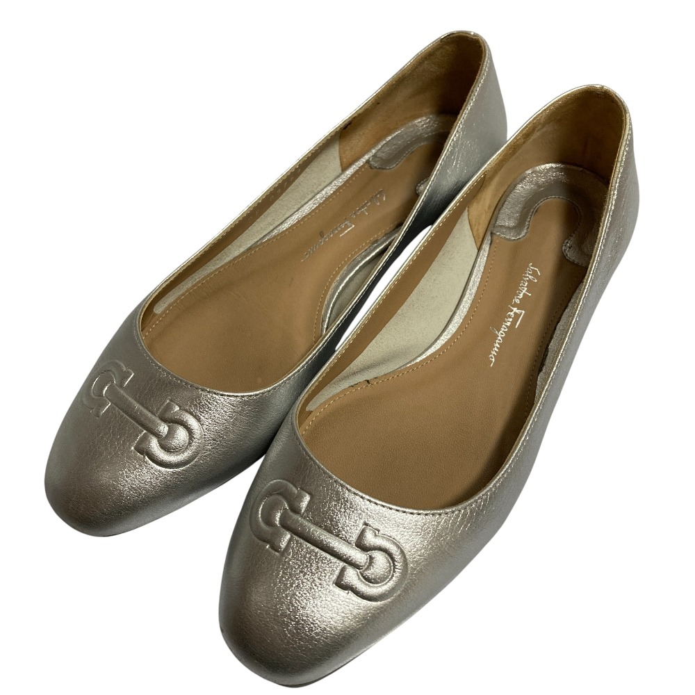 楽天市場】シルバー（ブランドフェラガモ）（パンプス｜レディース靴