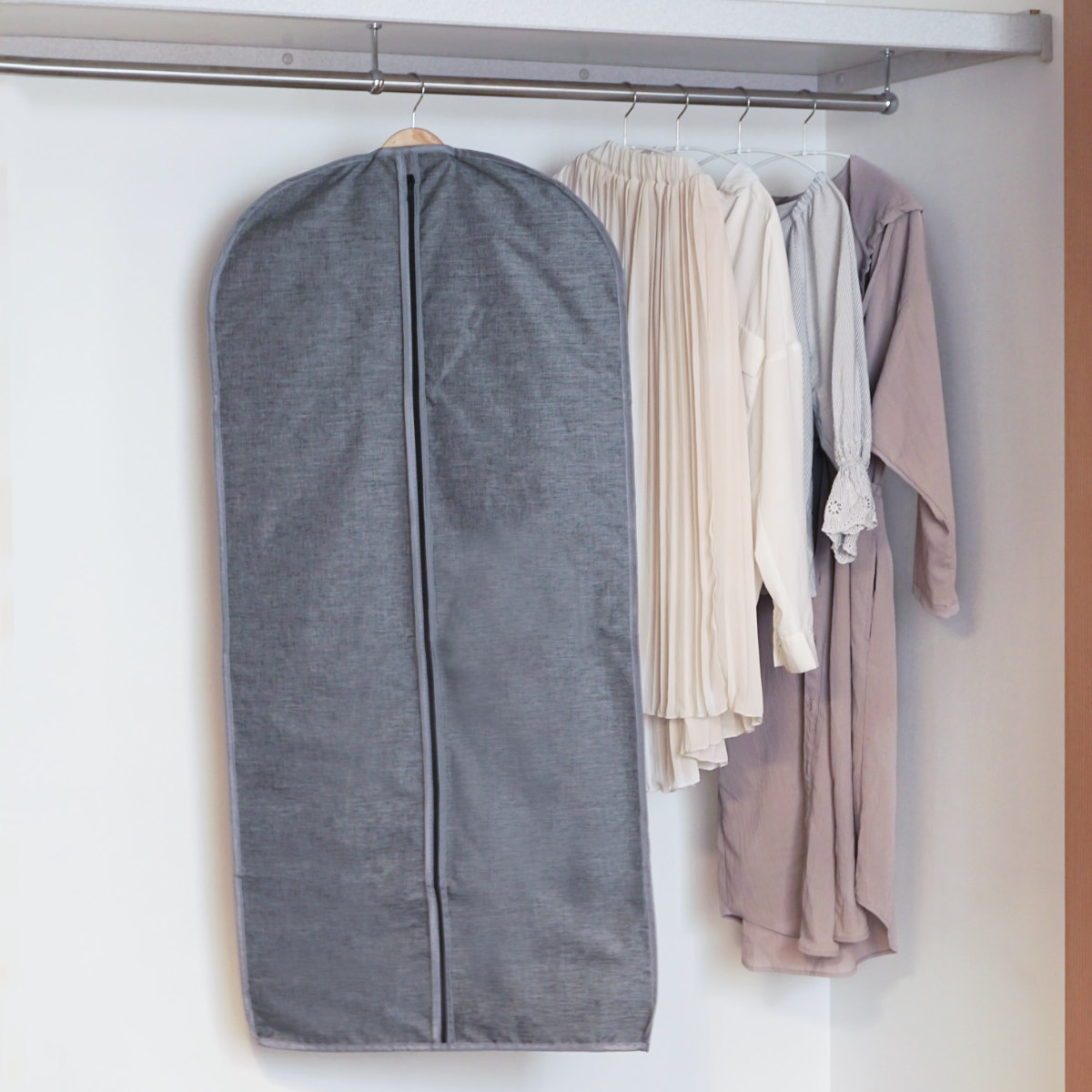 楽天市場】衣類カバー ロング ストレリアカチオン ポケット付き衣類