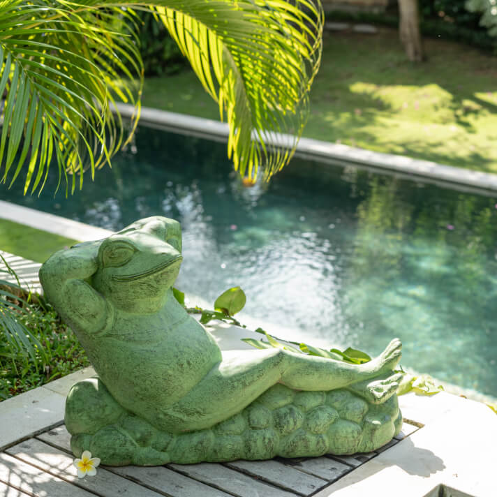 楽天市場】カエルの置物 フロッグ かえる 蛙 オブジェ リラックス