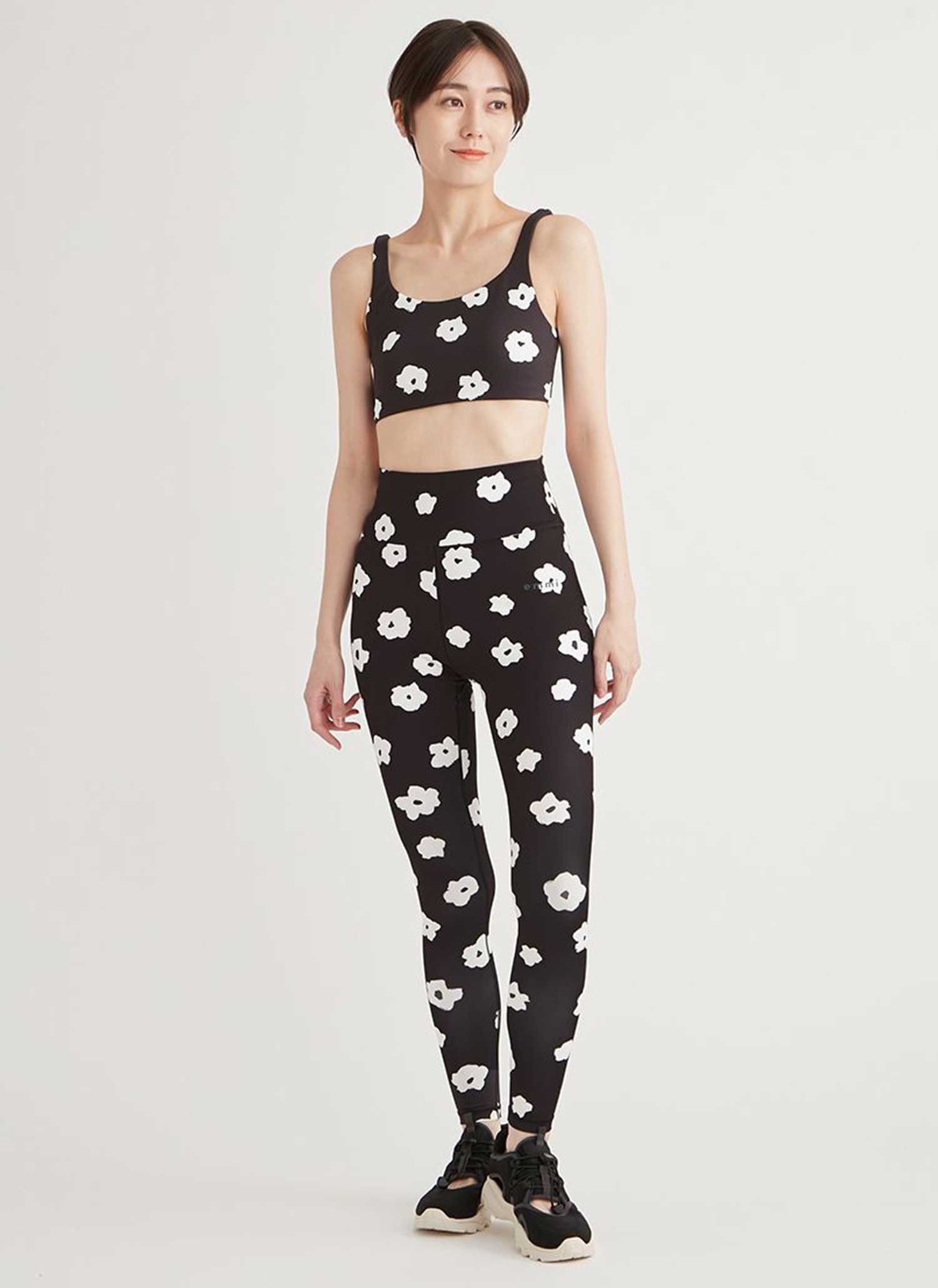 楽天市場】【月末800円クーポン対象】エミ ヨガウェア emmi WELLNESS