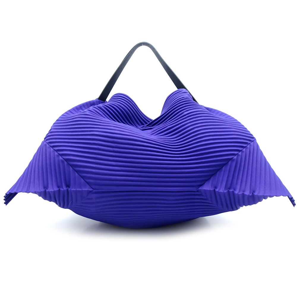 楽天市場】ISSEY MIYAKE イッセイミヤケ ハンドバッグ 折りたたみ