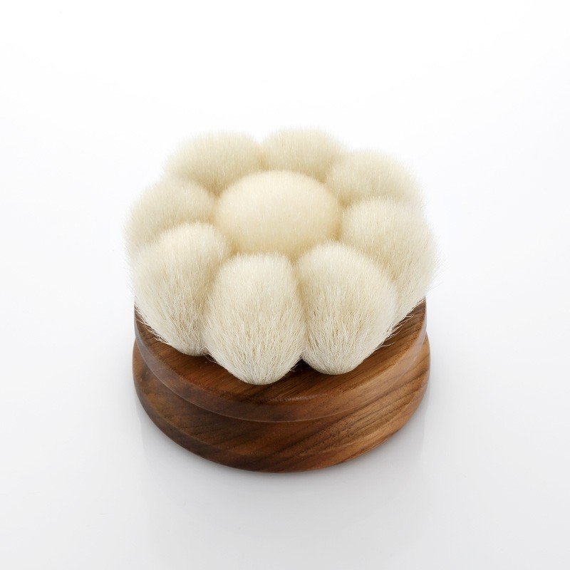 楽天市場】熊野筆 山羊毛 ボディブラシ ロング｜敏感肌にも 日本製