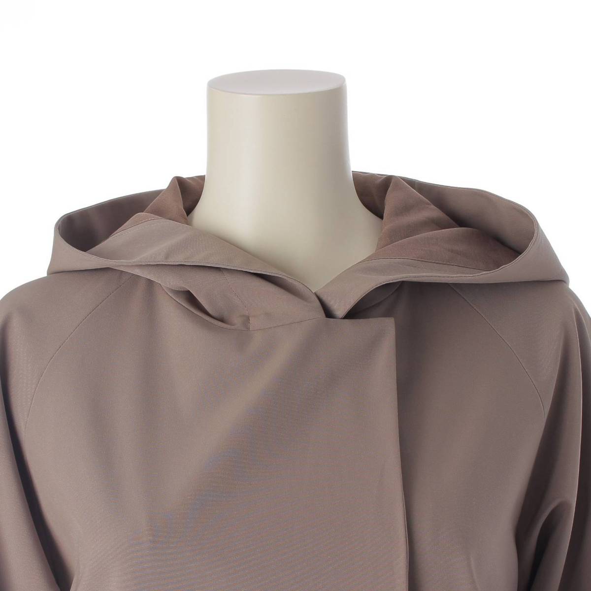 楽天市場】【フォクシーニューヨーク】Foxey New York 20年 フーディ