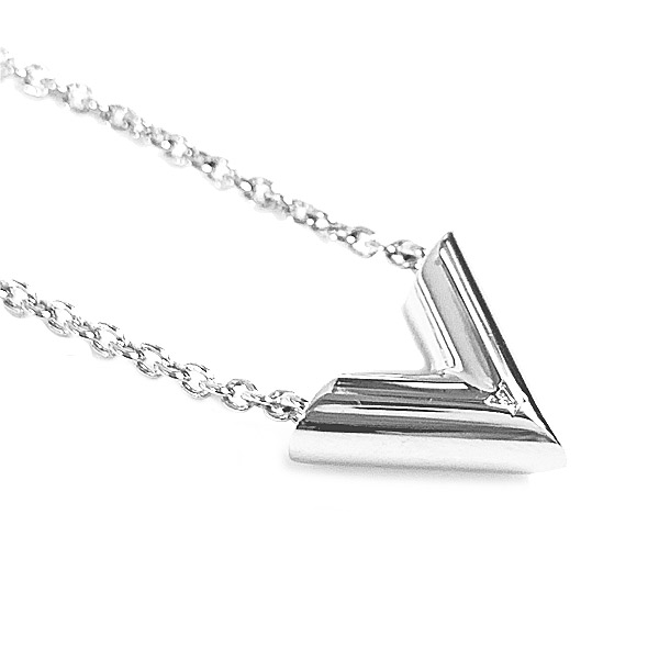 楽天市場】≪Brand new≫ LOUIS VUITTON Essential V Supple Necklace