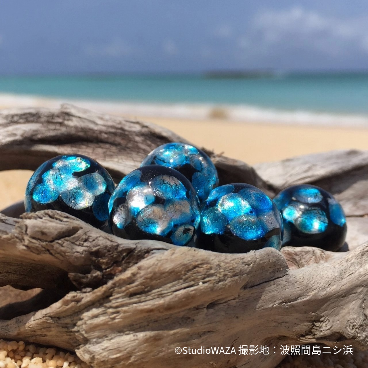 楽天市場】イヤリング とんぼ玉 ホタルガラス 工芸 シンプル 光る 夜光