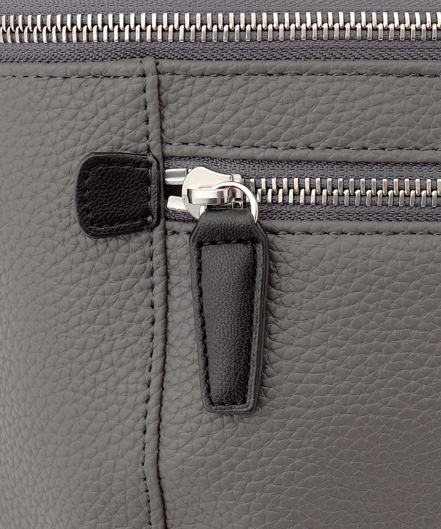 JOSEPH HOMME｜シンセティックシュリンクレザー ボディバッグ