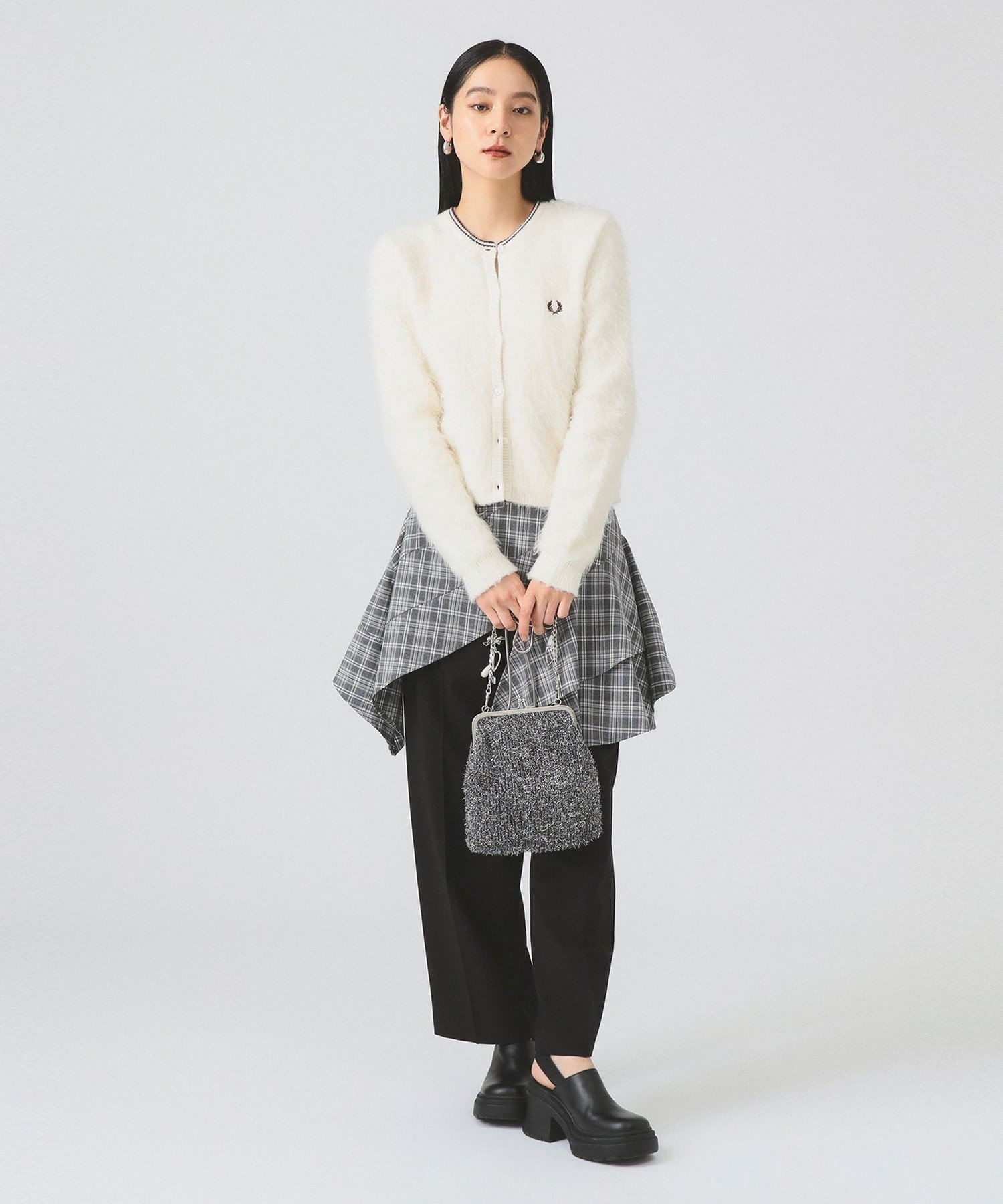 BEAMS WOMEN｜【SALE】【別注】FRED PERRY / Fluffy Crewneck Knit