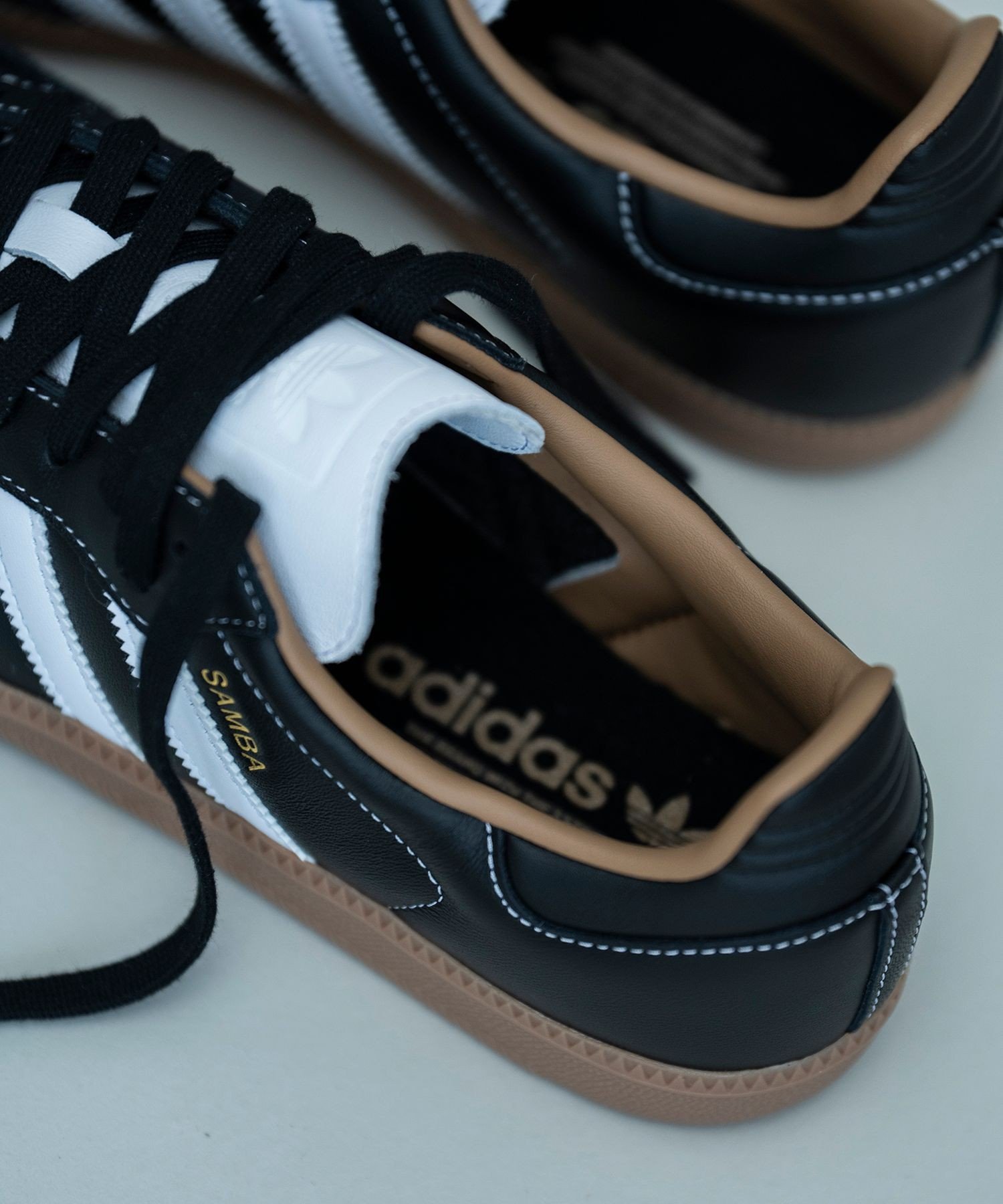 ADAM ET ROPE'｜【adidas Originals for ADAM ET ROPE'】SAMBA OG