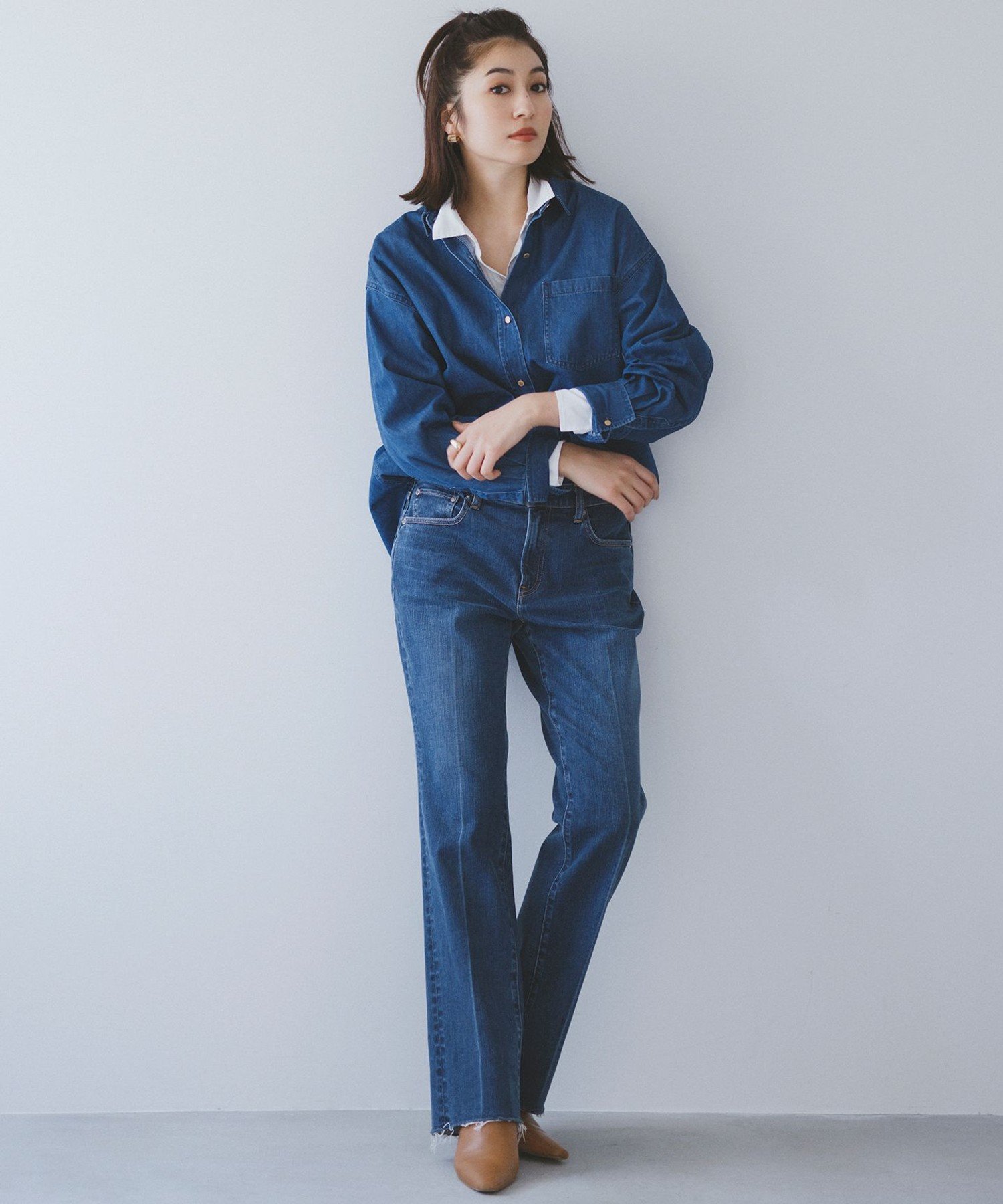 23区｜【RED CARD TOKYO×23区】デニム フレアパンツ | Rakuten Fashion