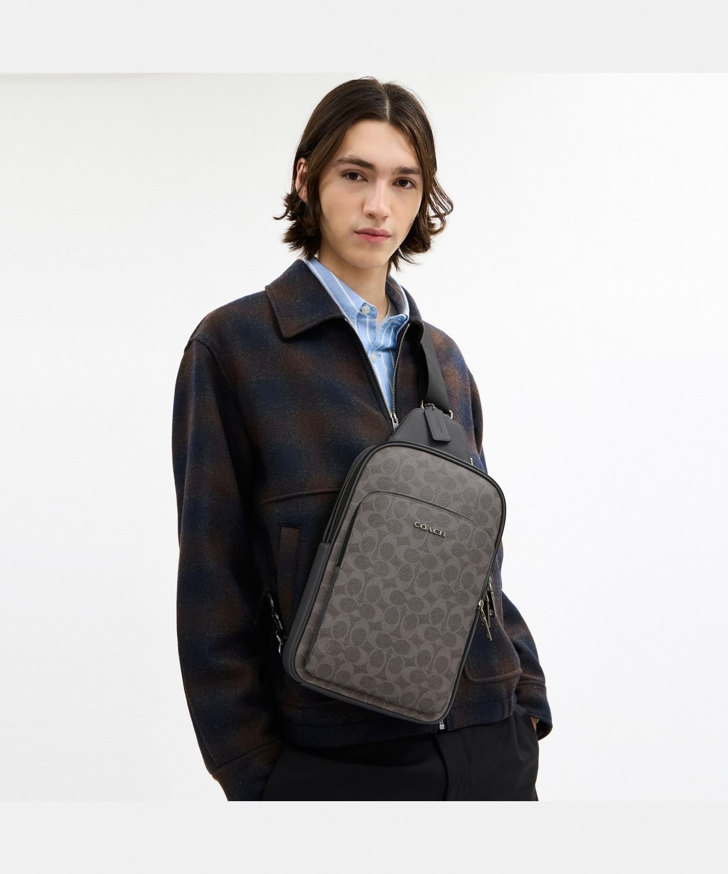 COACH OUTLET｜【公式】イーサン パック・シグネチャー キャンバス