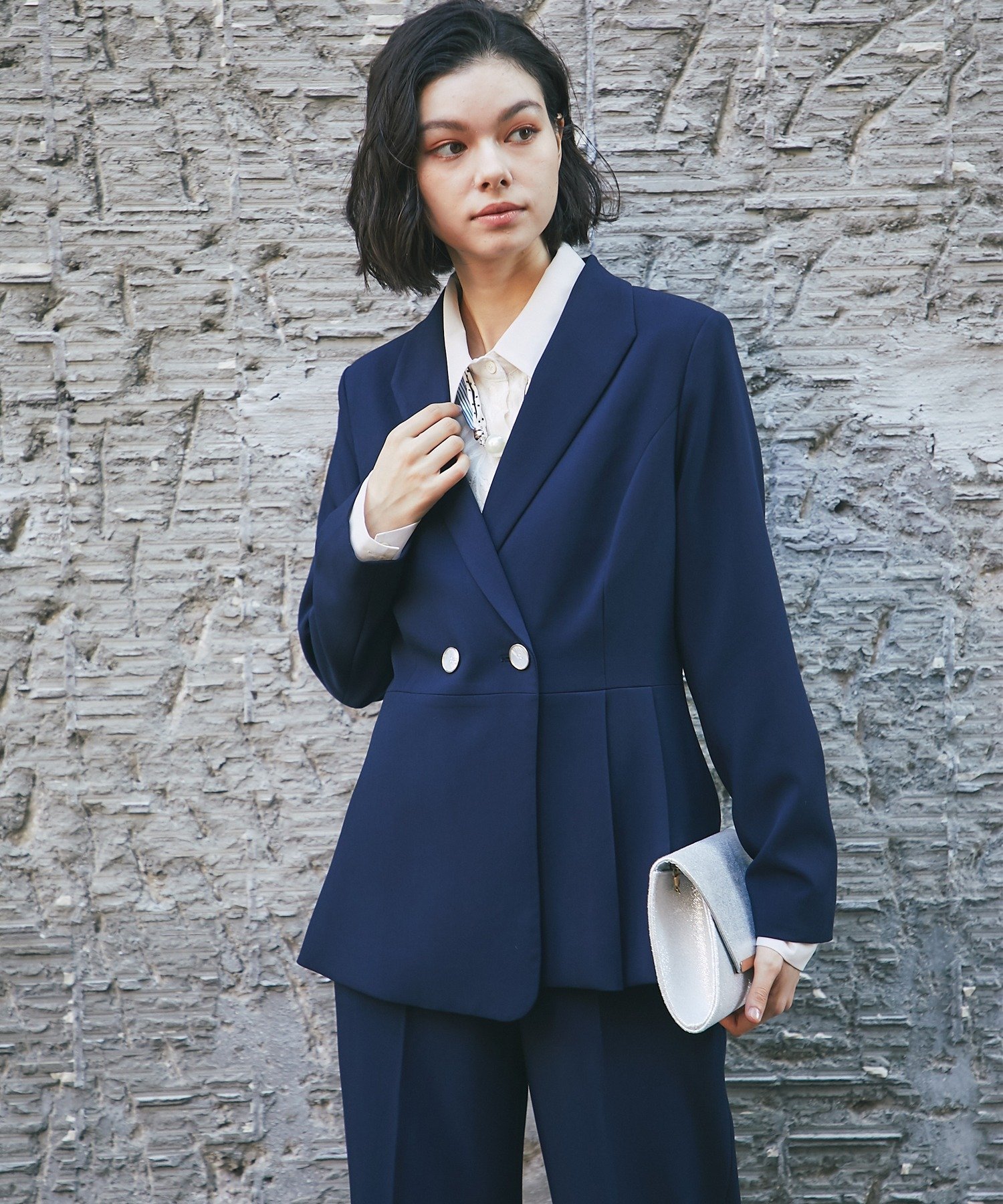 SMILE ORCHID｜プリーツ裾ペプラムジャケット&ワイドパンツ