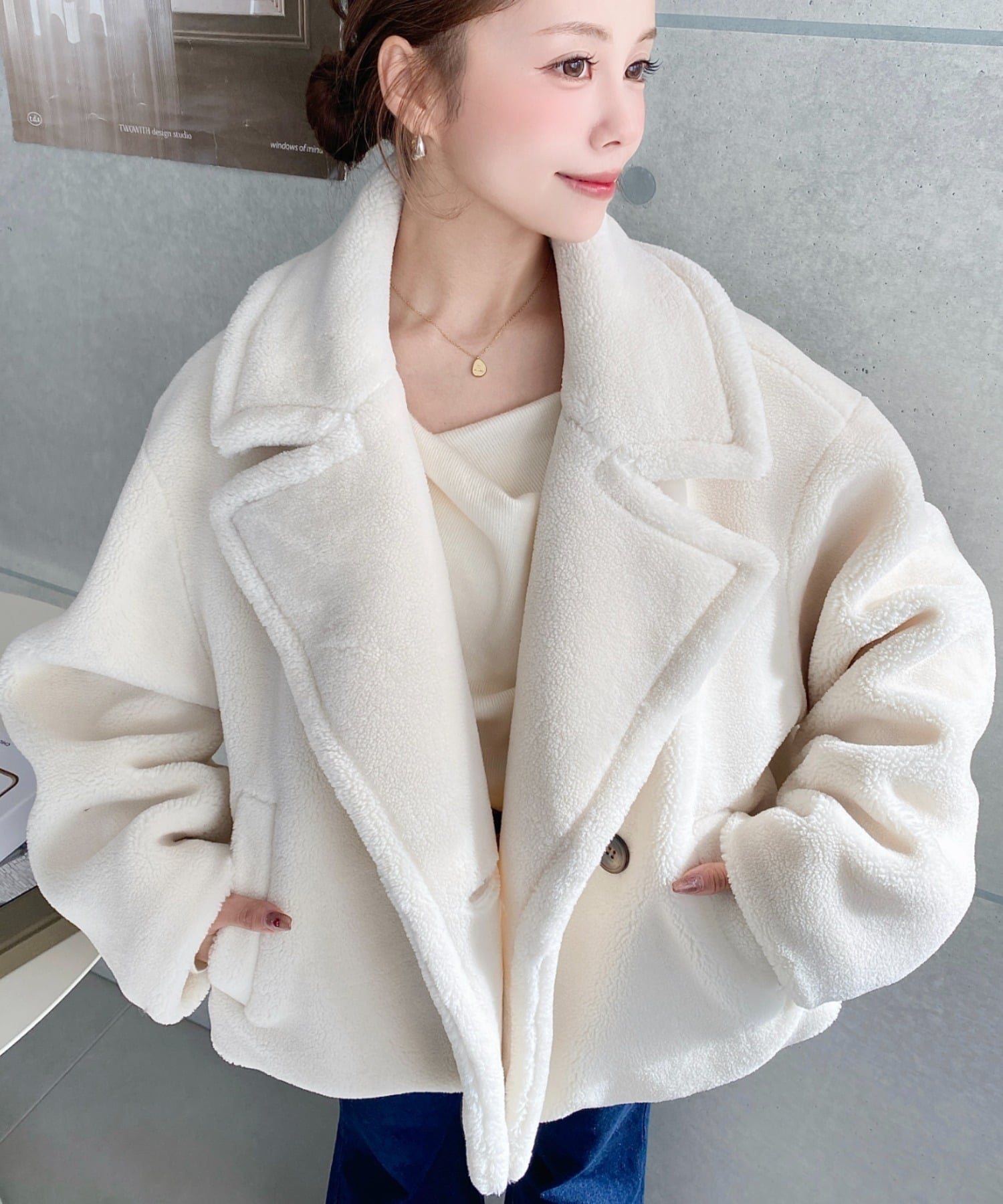 moment+｜ショート丈テディベアボアPコート ジャケット | Rakuten