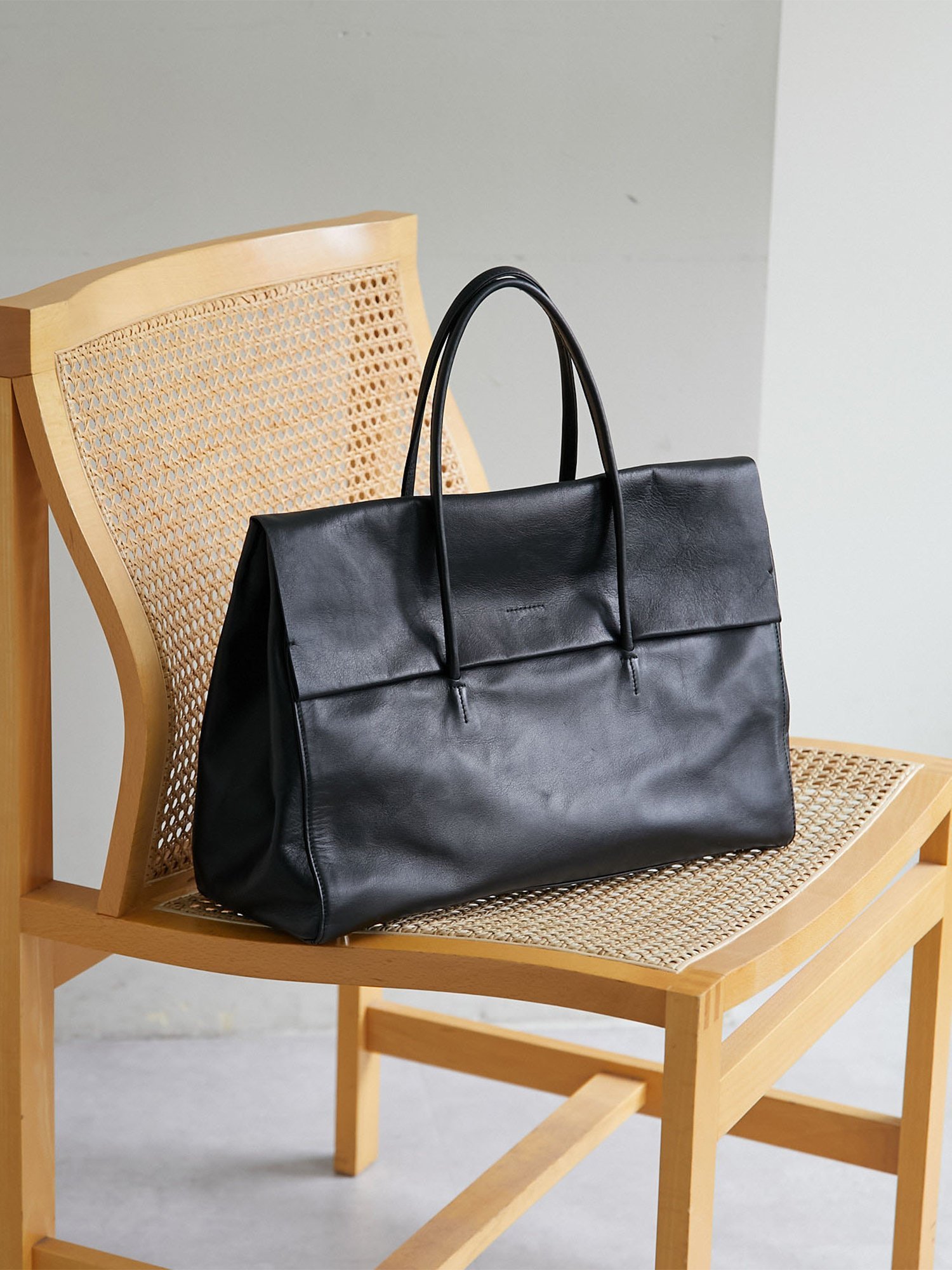 Whim Gazette｜【Hoaw.】フラップボストンバッグ | Rakuten Fashion