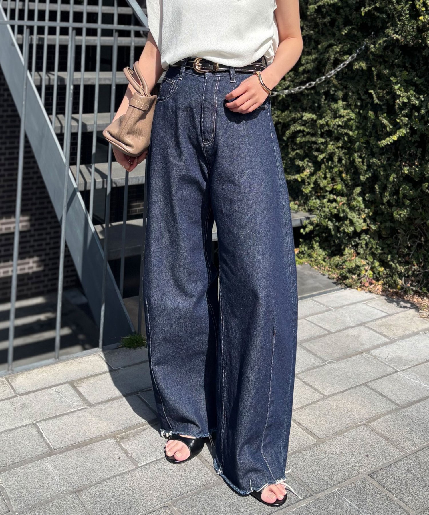 COLLAGE GALLARDAGALANTE｜【累計販売2.4万本】ブルージュデニム