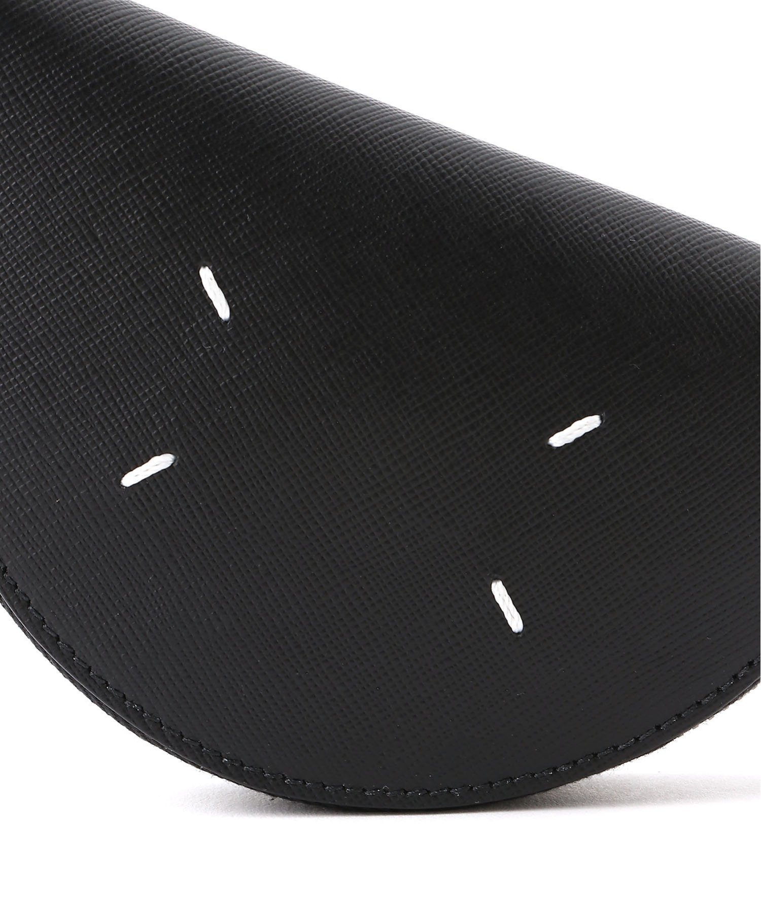 Maison Margiela(メゾンマルジェラ)｜ハーフムーンクラッチバッグ