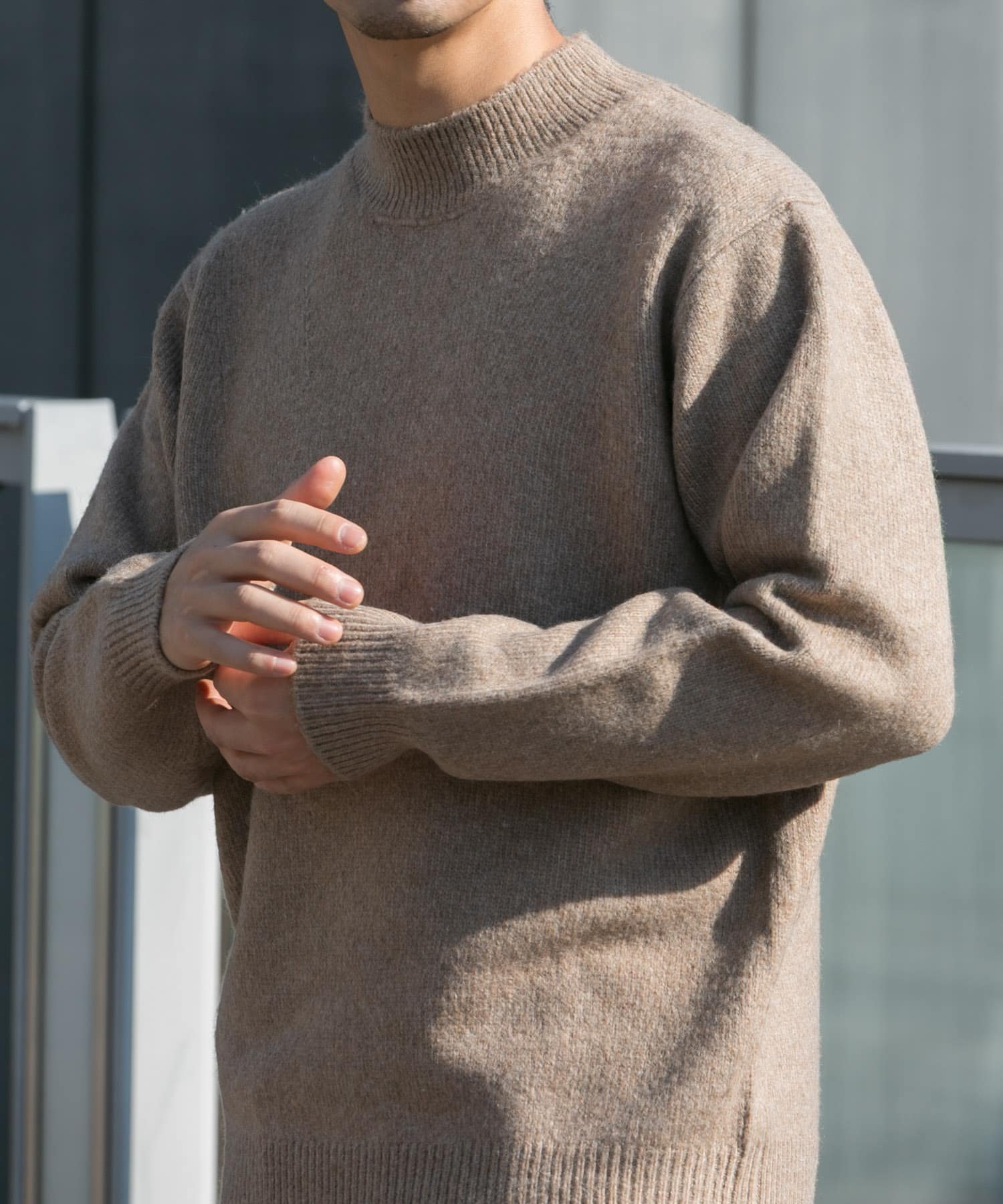 URBAN RESEARCH ROSSO｜エアリーモックネックニット | Rakuten Fashion