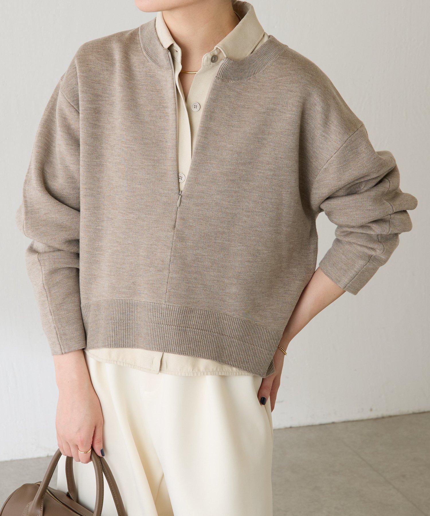 COLLAGE GALLARDAGALANTE｜スウェットライクラウンドヘムニット