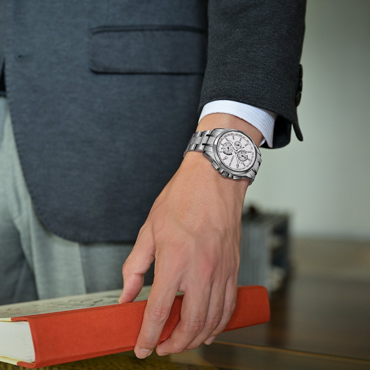 CITIZEN｜シチズン アテッサ エコ・ドライブ電波時計 CITIZEN ATTESA