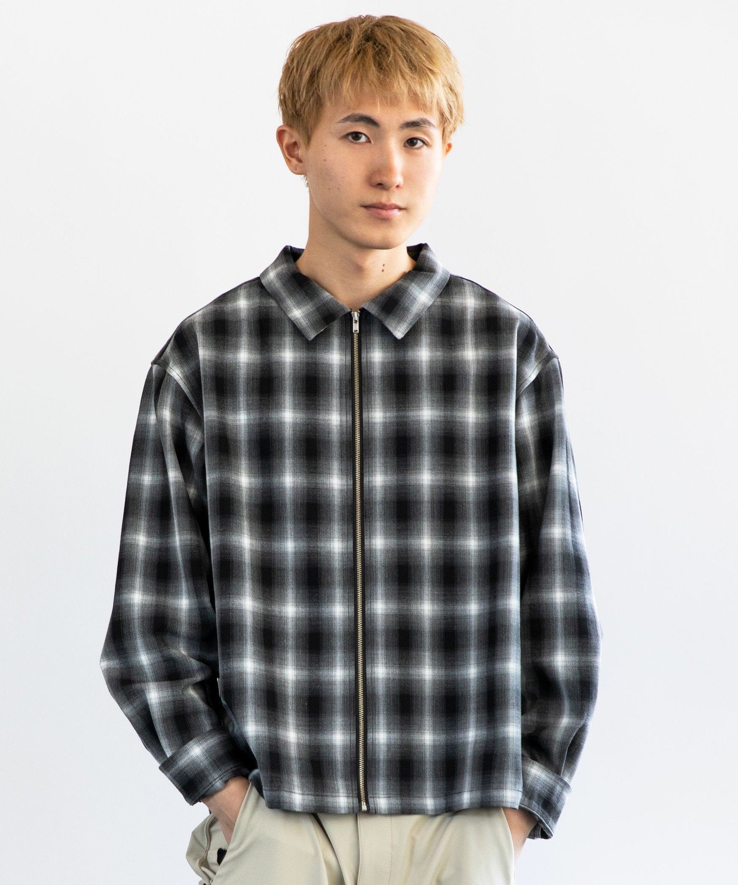 SHIPS｜City Ambient Products: オンブレ チェック シャツ ジップ